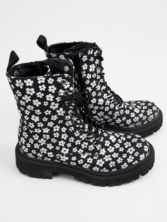 Call It Spring Shoes - Call It Spring Black Floral Lace-Up Combat Boots Moto Edgy Streetwear Boho
